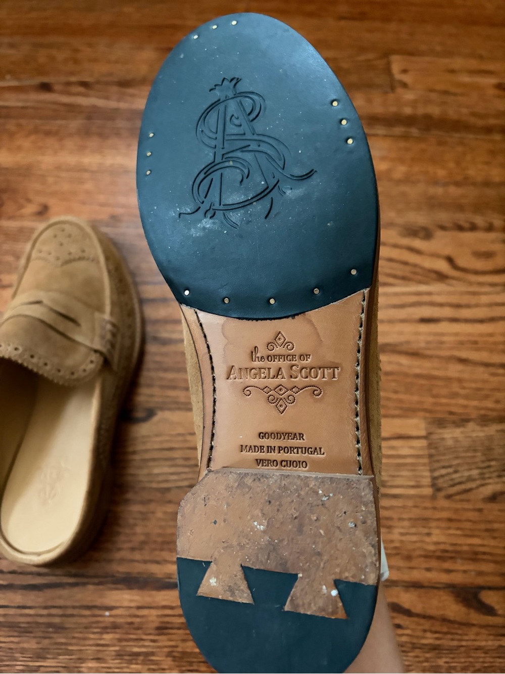 THE OFFICE OF ANGELA SCOTT Miss Emma Wingtip Mule Cognac Suede Tan Size 38 - Picture 12 of 15